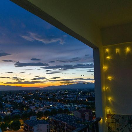 Les Couchers De Soleil A إمبوريابرافا المظهر الخارجي الصورة