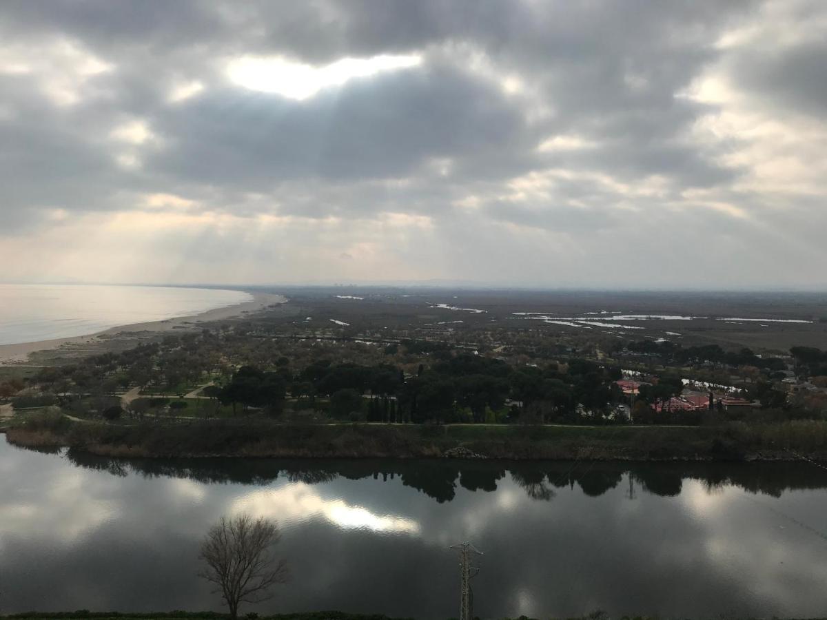 Les Couchers De Soleil A إمبوريابرافا المظهر الخارجي الصورة